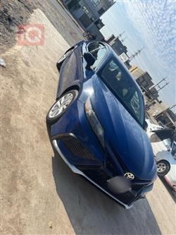 تۆیۆتا کامری